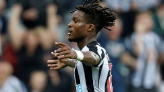 Редица медии в Англия съобщават че нападателят на Нюкасъл Роландо