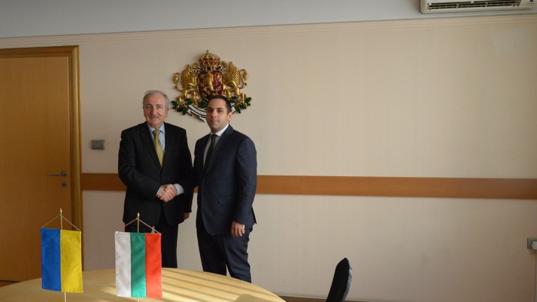 Микола Балтаджи: По-реално е локално нахлуване на Русия в Донбас