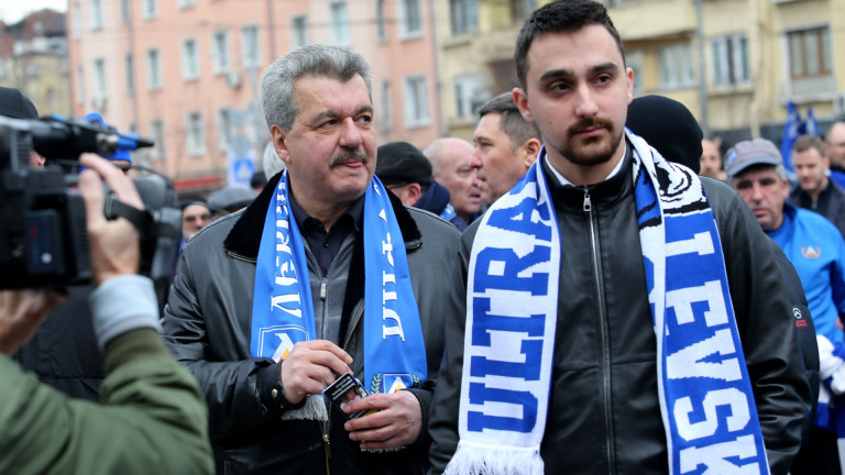 Тодор Батков-младши отговори на нападките на новия треньор на Левски