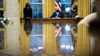 През първите две седмици от управлението си президентът Джо Байдън