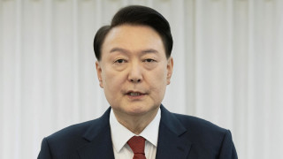 Отстраненият президент на Южна Корея отново не се яви на разпит за военното положение