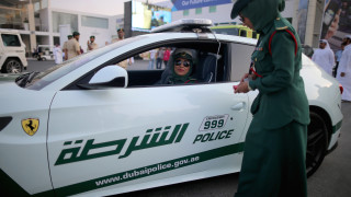 Дубай е град, построен върху плаващи политически пясъци