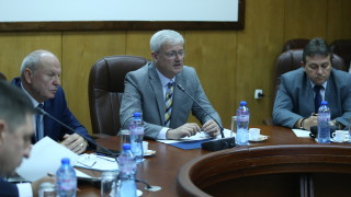 Два акта, едно уволнение и няколко наказания заради катастрофата в Харманли