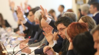 Депутатите от Комисията по бюджет и финанси приеха на първо