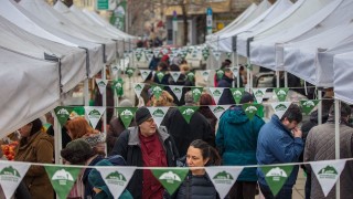 Фермерските пазари искат да падне забраната за продажби на свинско месо и колбаси