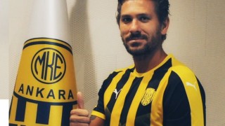 Италианският футболист Алесио Черчи е бил предложен на ЦСКА разбра