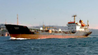 Няма информация за отвлечения танкер „Панега"