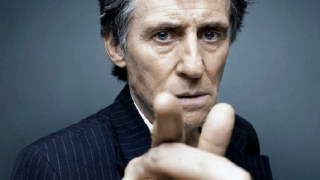 IMDB: Рожден ден - 12 май (Гейбриъл Бърн)