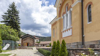 Радваме се на необичайно топло време за средата на месец