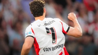 Новият сезон в Шампионската лига започва с два обещаващи мача