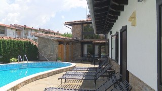 Около 3 5 от проверяваните къщи за гости са чисти измами