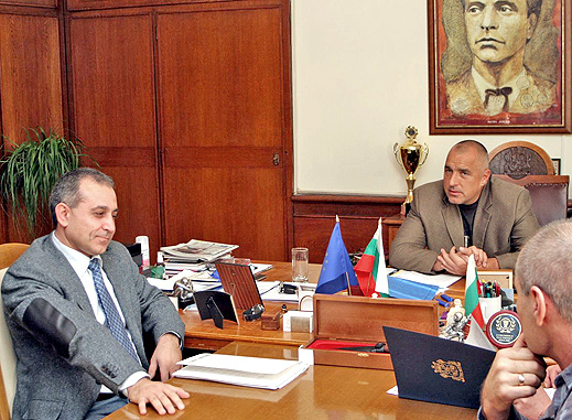 Проверяват Михов как управлява "Топлофикация"