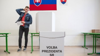 Балотаж се очертава на изборите в Словакия за президент