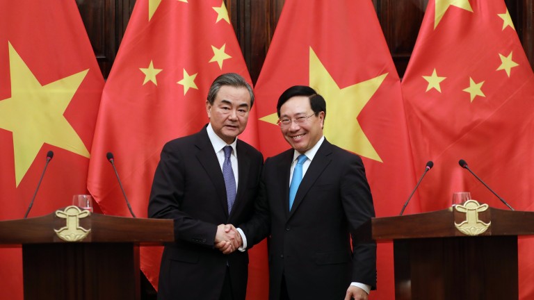 Китай и Виетнам призовават за уреждане на споровете в Южнокитайско море -  News.bg