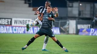 Централният нападател на Берое Сантиаго Годой е предизвикал интереса