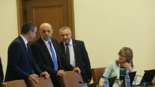 Министрите от третия кабинет Борисов предлагат на президента Румен Радев