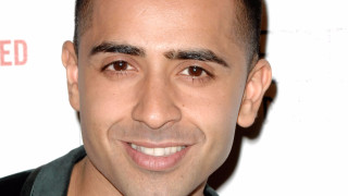 Джей Шон призна че е дотолкова обсебен от обувките че