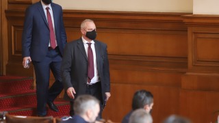 Всички в тази зала сме изпратени да работим да творим