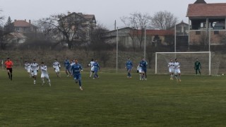 Отборът на Спартак Варна надигра водача във Втора лига Дунав Русе с