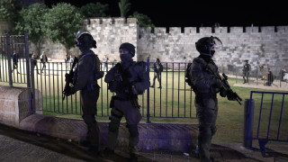 Израелското правителство одобри в неделя създаването на държавна комисия за