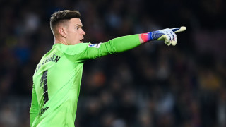 Вратарят на Барселона Марк Андре тер Стеген е съвсем близо