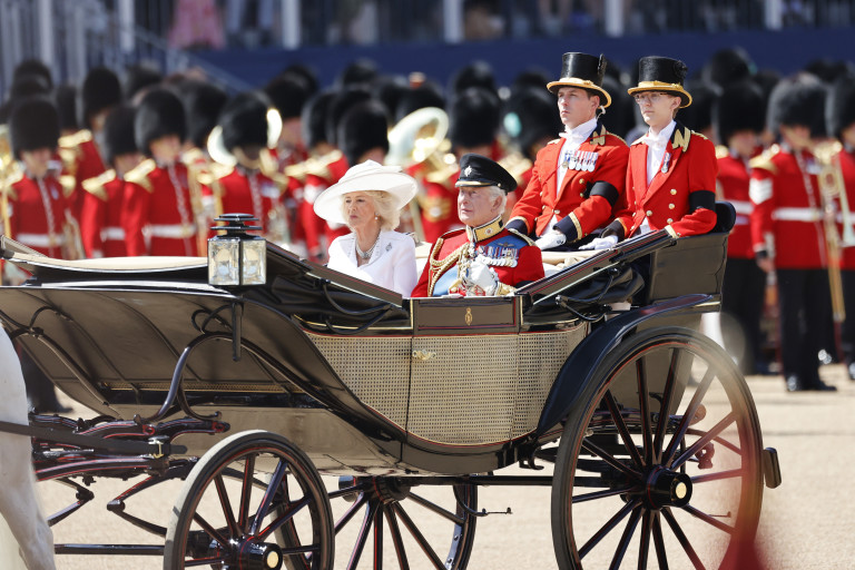 Крал Чарлз и Камила Паркър