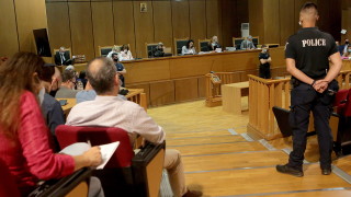 Съд в Гърция постанови 13 години затвор за лидера на неонацистка