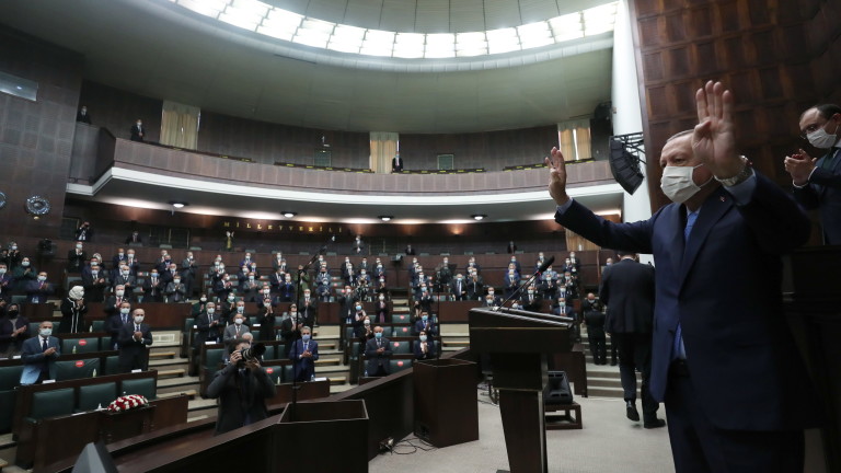 Във вторник турският парламент одобри предложение, призоваващо за удължаване на