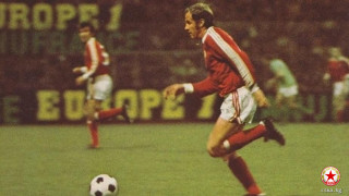 Легендата на ЦСКА и българския футбол Георги Денев става на