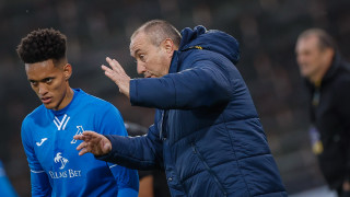 Тренировката на Левски закъсня с 30 минути Причината е че