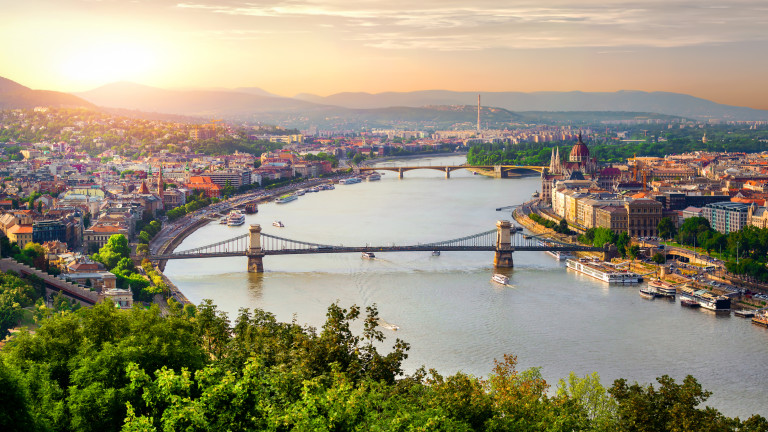 Будапеща, Унгария