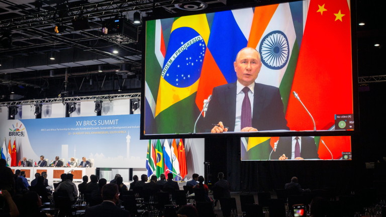 Руски експерт: Твърде рано е страните от БРИКС да разширяват организацията