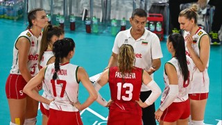 България отпадна от Европейското първенство по волейбол за жени Във