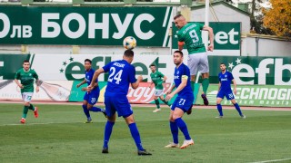 Нападателят на Берое Мартин Камбуров няма да играе в мача