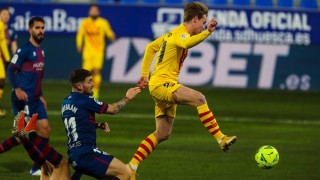 Халфът на Барселона Френки де Йонг заяви че желанието