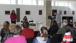 Илияна Йотова: Искаме и финансова стабилност, и работа за хората в Европа