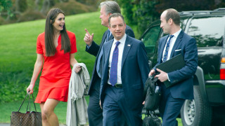 Хоуп Хикс дългогодишен съветник на президента Доналд Тръмп която временно