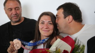 Бронзовата ни медалистка от Токио 2020 Евелина Николова не успя