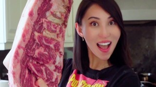 Изабела Ма е пианистка но е доста популярна и с