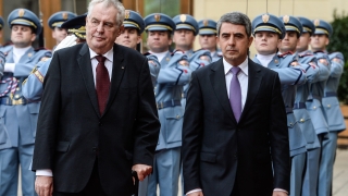 Крим не може да бъде върнат на Украйна, убеден чешкият президент