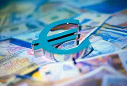 Намек за по-високи лихви прати евро на нови висоти