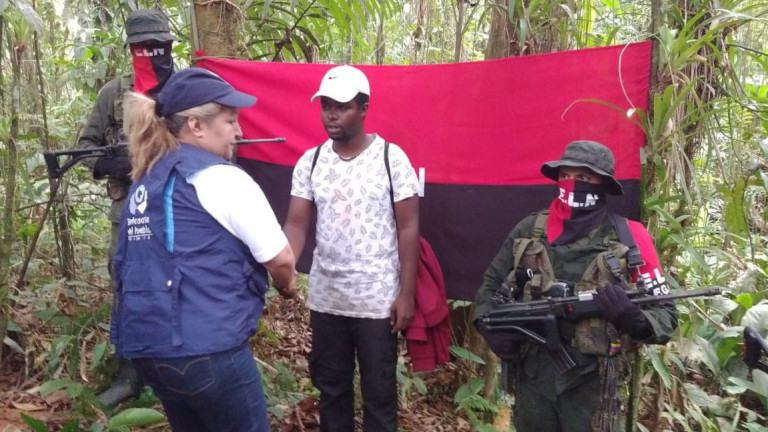 Въоръжените бунтовници налагат брутална власт на границата Венецуела-Колумбия