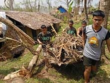 Филипините в очакване на мощен ураган с името Кимарон