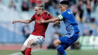 Синът на бившия собственик на ЦСКА и Левски Васил Божков