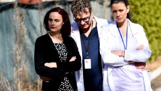 Какво се случва с доц. Захариев и дъщеря му в "Откраднат живот"?