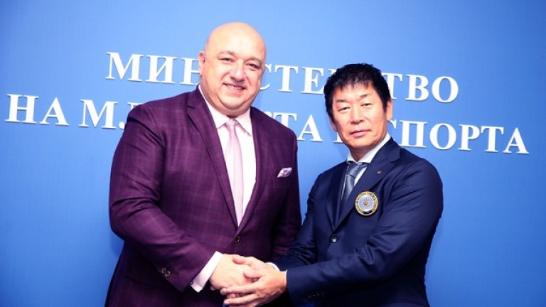 Министър Кралев се срещна с президента на Световната федерация по гимнастика