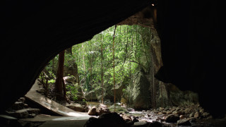 Открита за първи път от специалисти през 1994 г най дълбоката