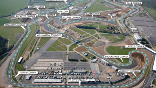 Британската писта Силвърстоун може да приеме два старта от Формула
