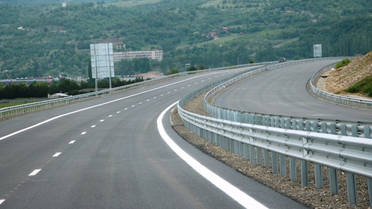 7 години минимална гаранция за нова автомагистрала предлага МРРБ