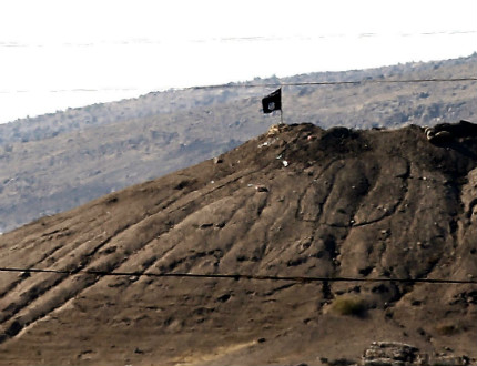 Иракски кюрди се включват в отбраната на сирийския Кобани 